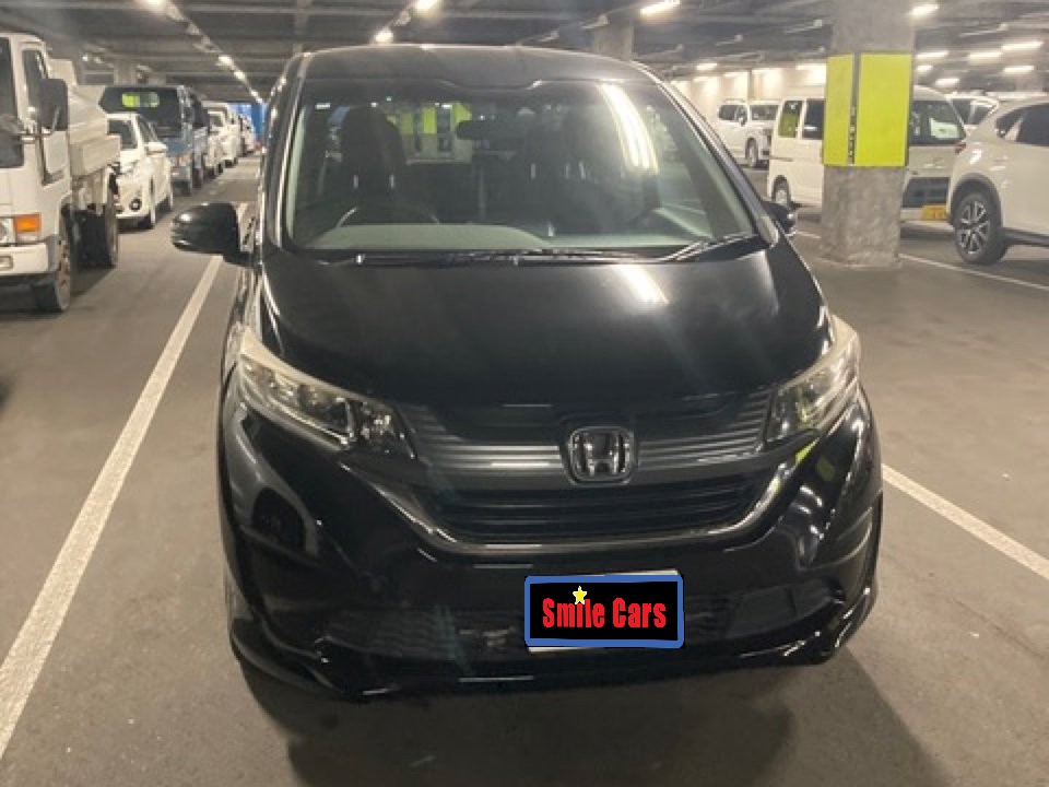 フリード Gホンダセンシング H30年 買取100万円